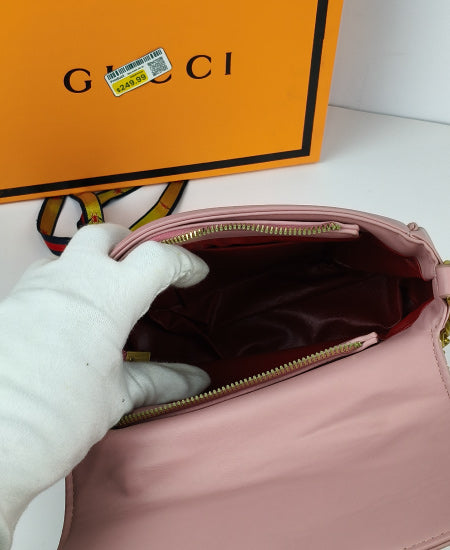 Gucci Handbag Pink Heart made in Italy