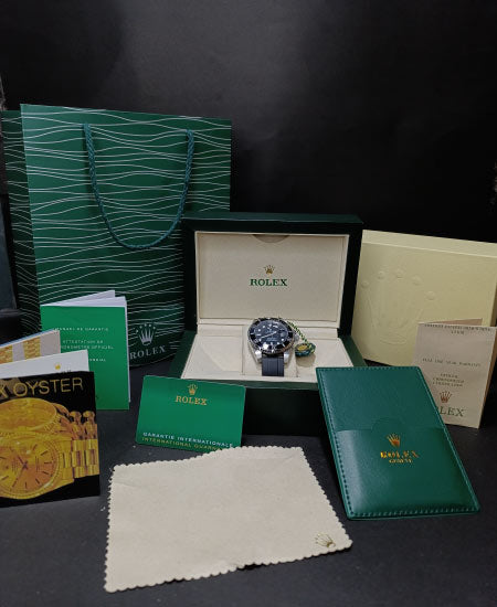 Rolex watch Submariner Rubber Strap Men’s Watch